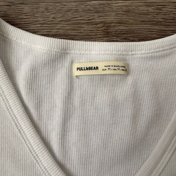 Pull & Bear Ribbed Tee - Picture 2 of 2